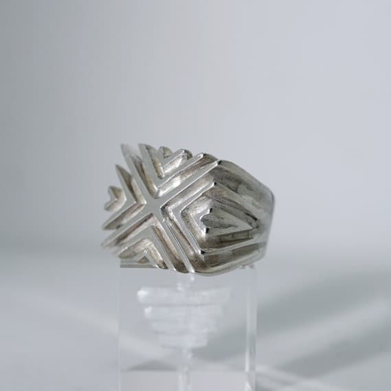 Anillo geométrico concéntrico plata 950 artesanal chileno - geometría sagrada orfebrería Santiago